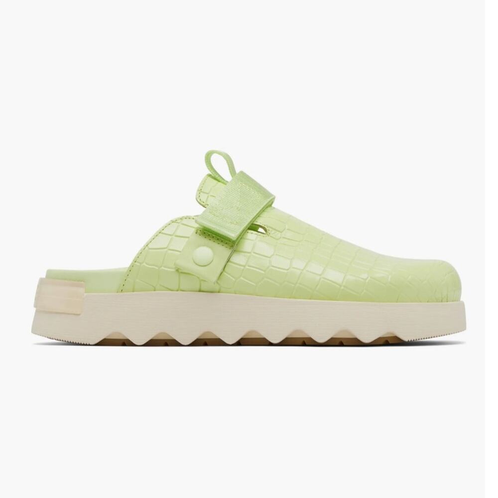 Sorel Viibe Pale Green Croc-Embossed Clog Mule with Cream Sole